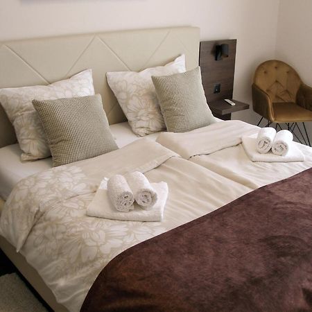 Apartman Neverin Apartment Rijeka Exterior photo