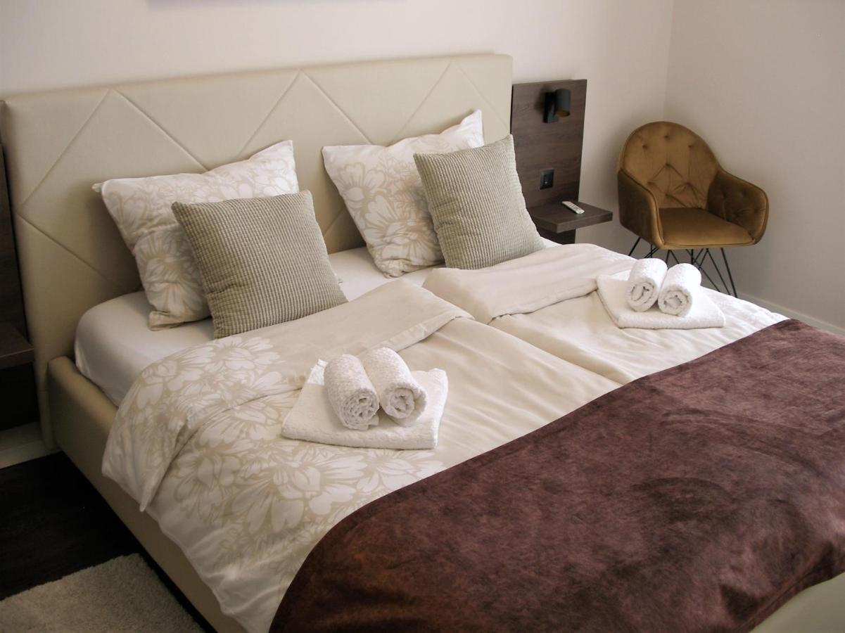 Apartman Neverin Apartment Rijeka Exterior photo